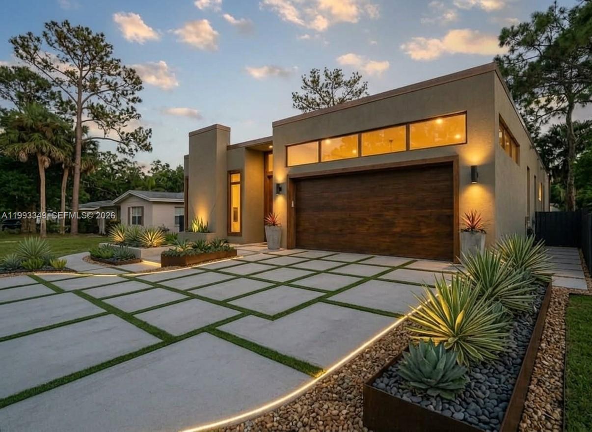 LLOYD ESTATES - Residential