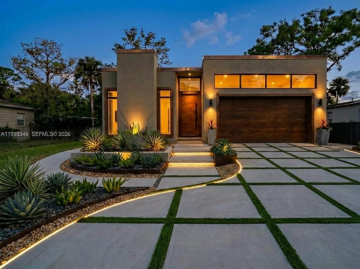 LLOYD ESTATES - Residential