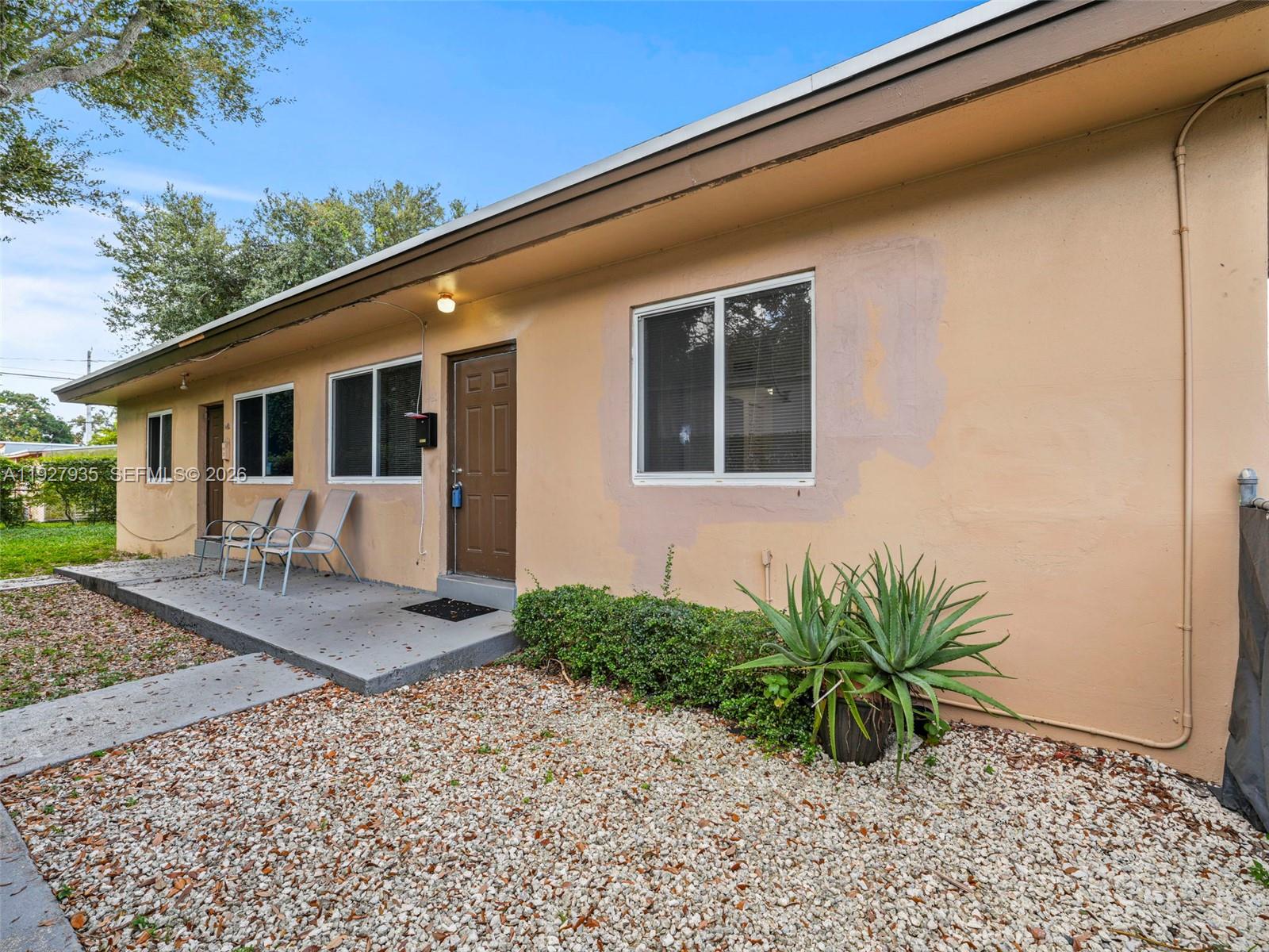 FLORAL PK 1ST AMD - Residential Lease