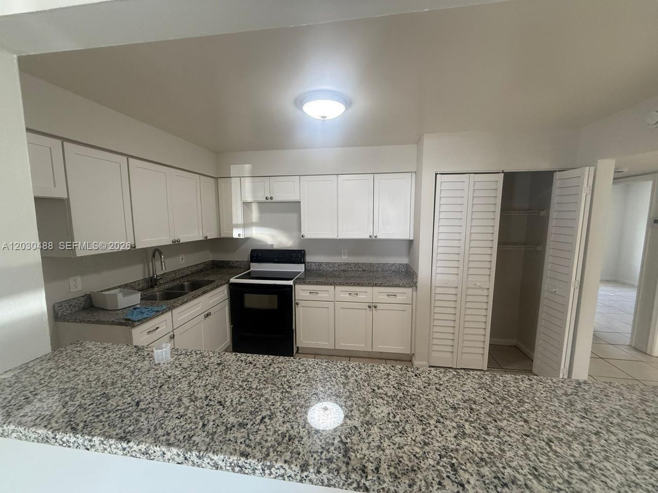 SILVER BEACH ACRES - Residential Lease