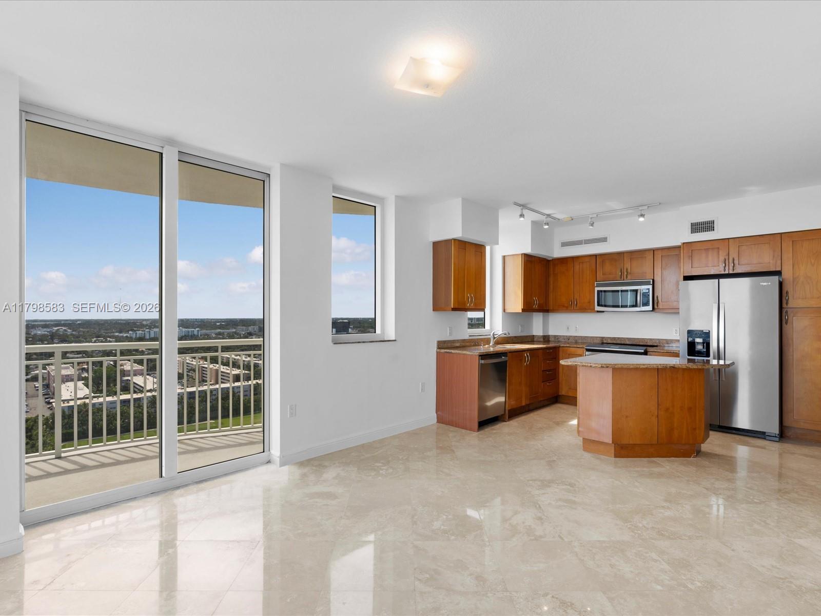 DUO CONDOMINIUM WEST - Residential