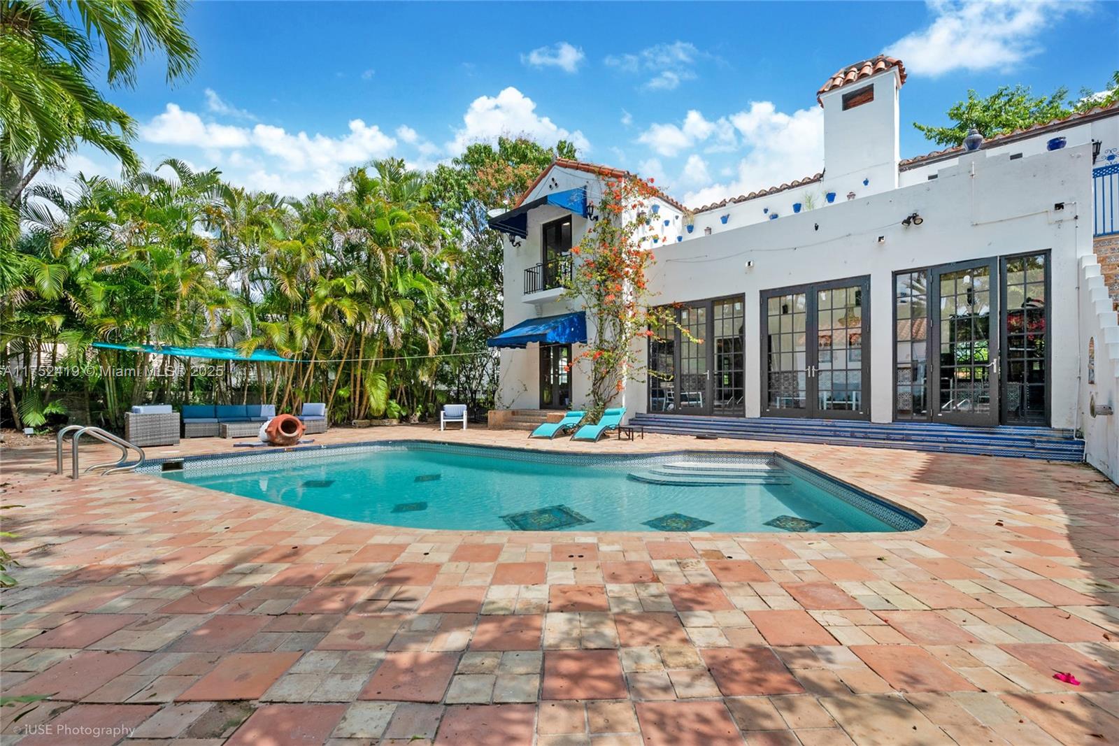 CORAL GABLES SEC C - Residential