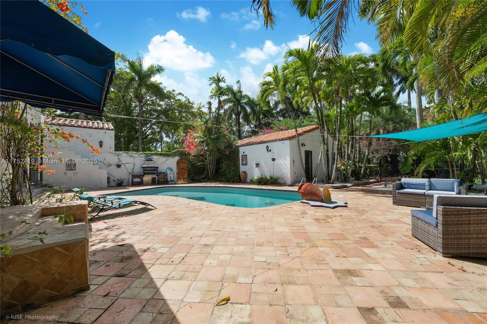 CORAL GABLES SEC C - Residential