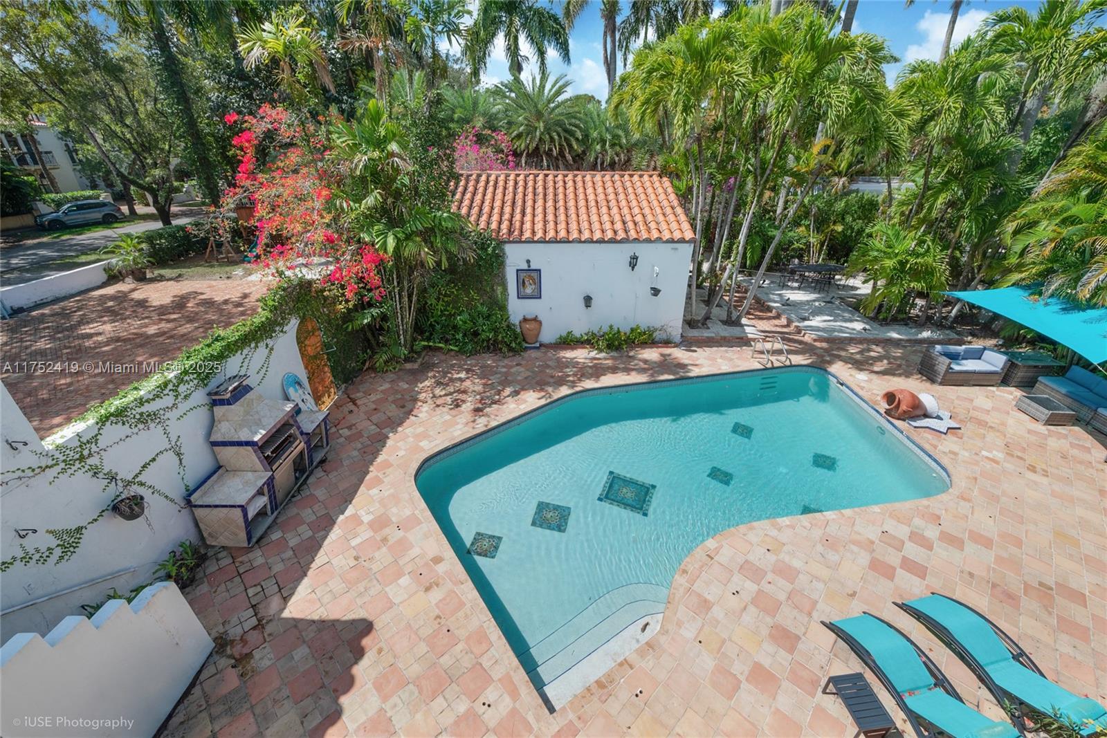 CORAL GABLES SEC C - Residential