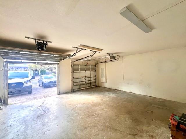 SPICEWOOD SUB - Residential Lease
