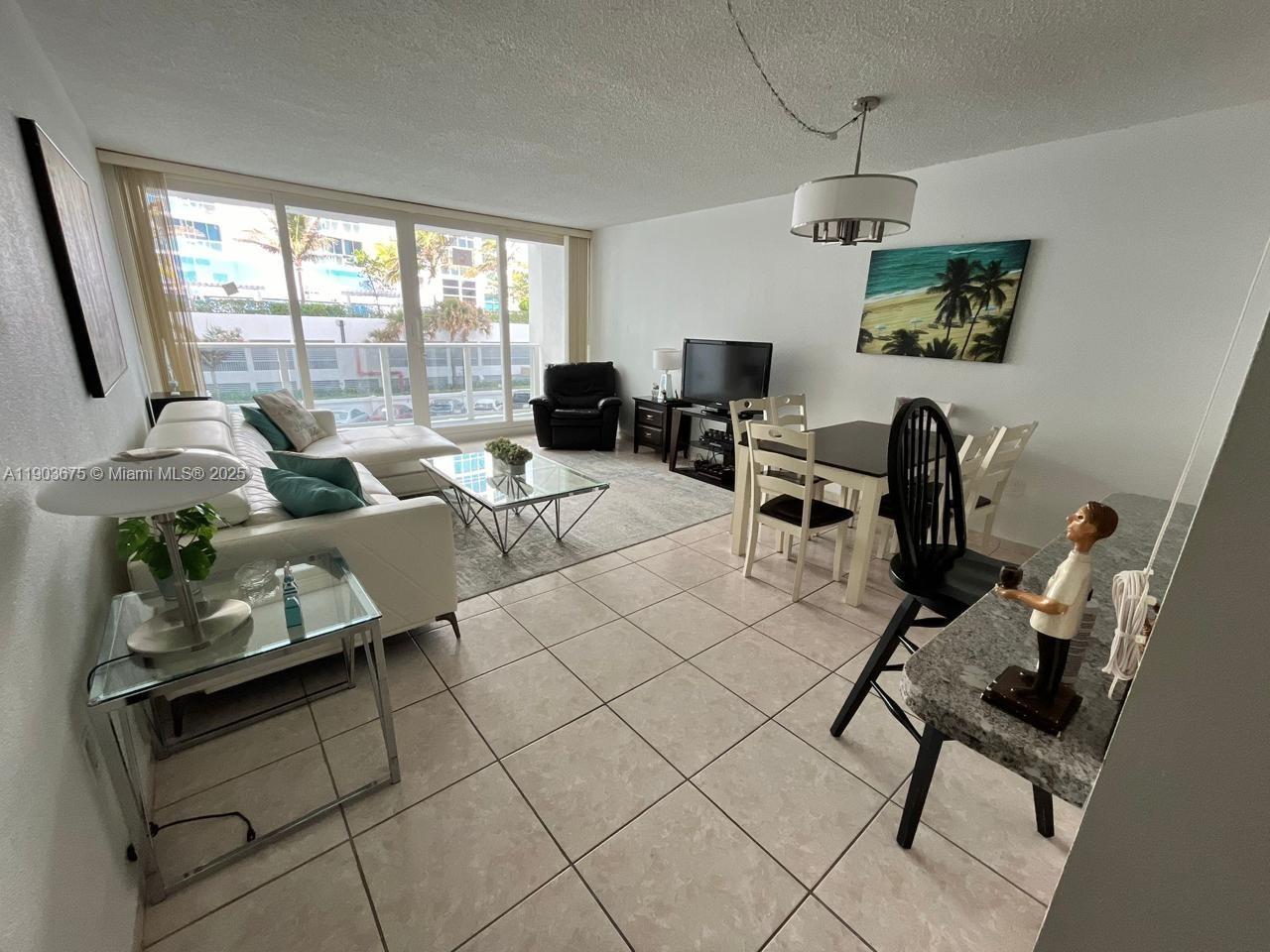 ALEXANDER TOWERS CONDO - Residential