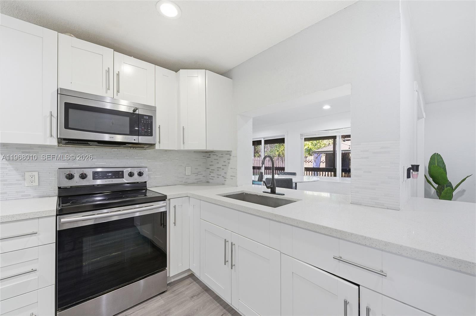 FOREST HILLS SOUTH - Residential