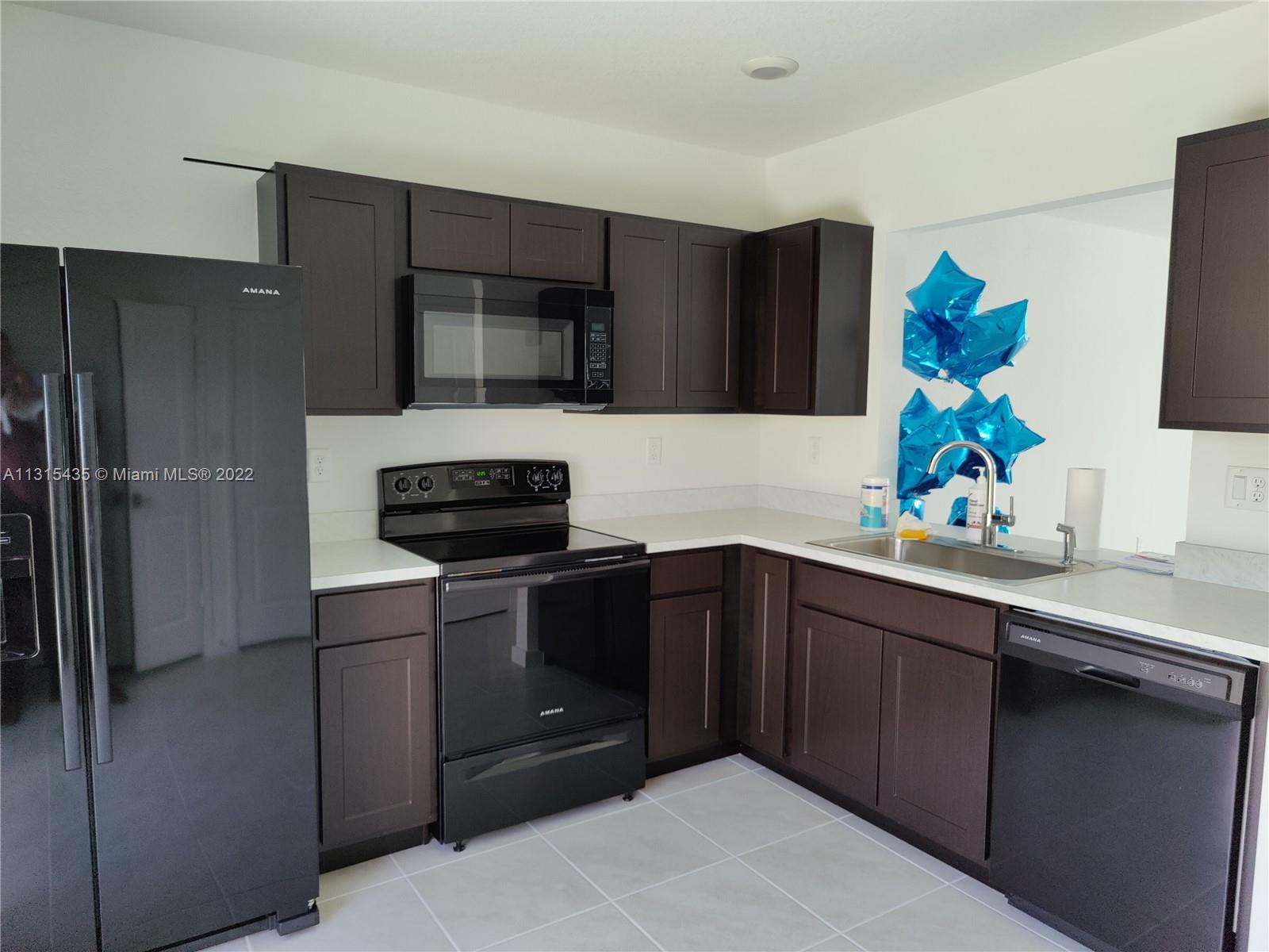 FVP SUBDIVISION - Residential Lease