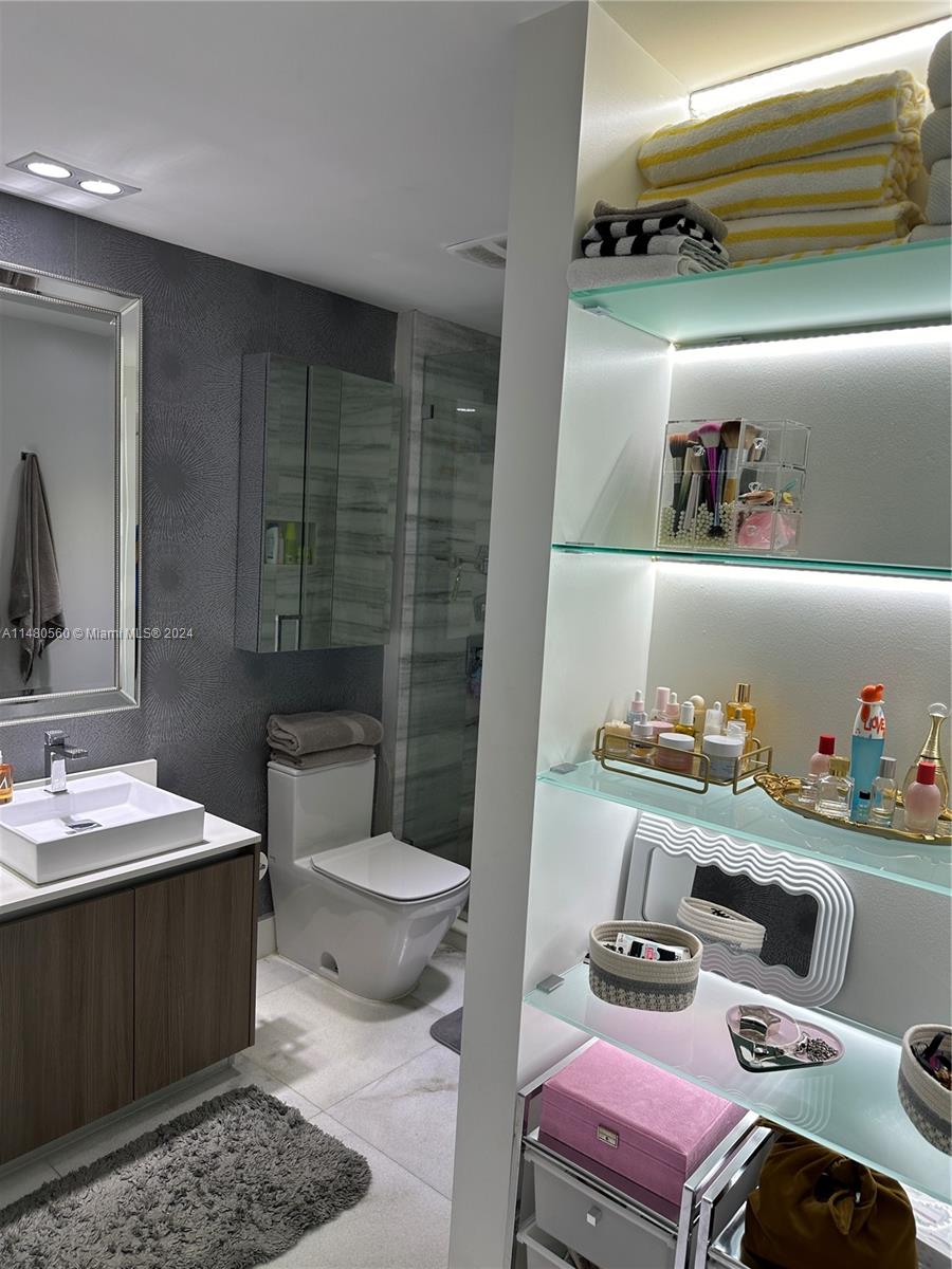 CASSA BRICKELL CONDO - Residential