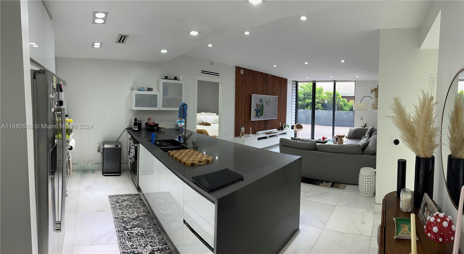 CASSA BRICKELL CONDO - Residential