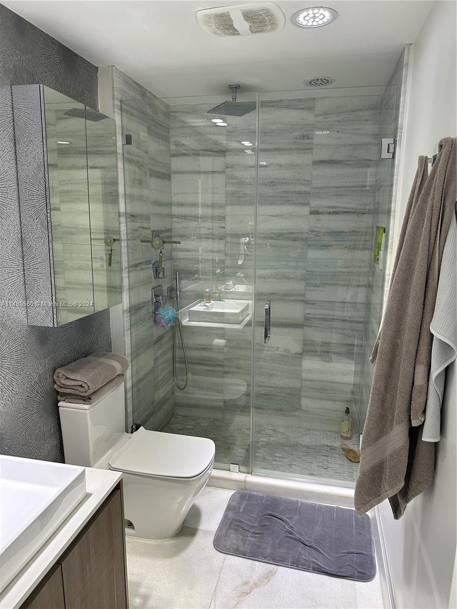 CASSA BRICKELL CONDO - Residential