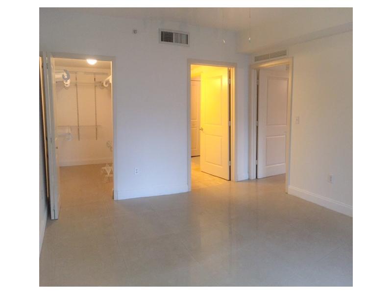 THE SAIL CONDO - Residential Lease