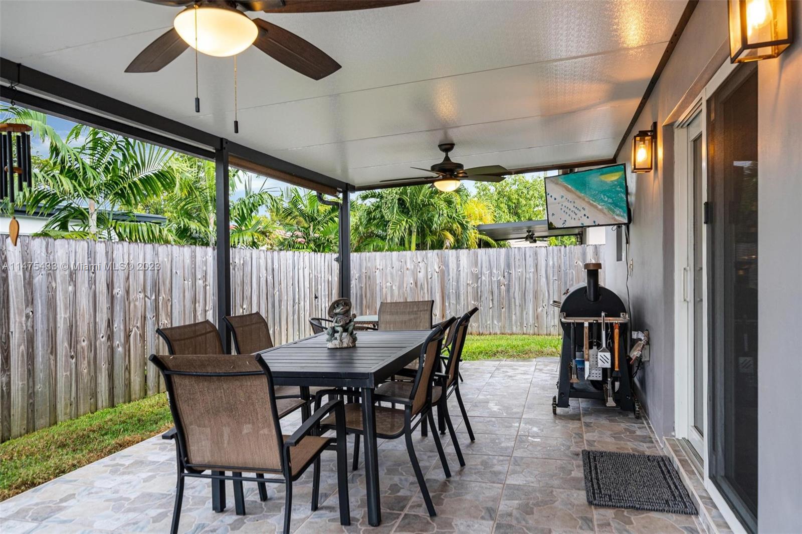 TAMIAMI ACRES PLAN 2 - Residential