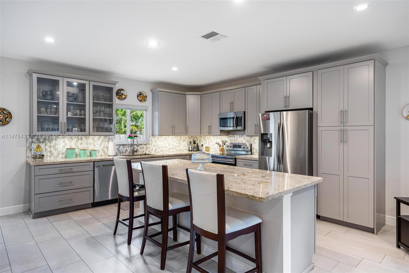TAMIAMI ACRES PLAN 2 - Residential