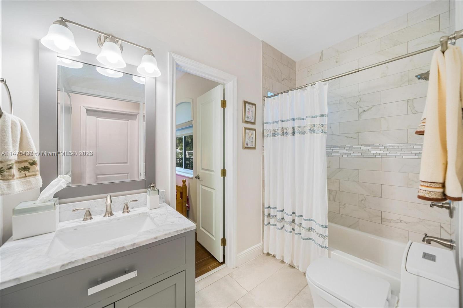 TAMIAMI ACRES PLAN 2 - Residential