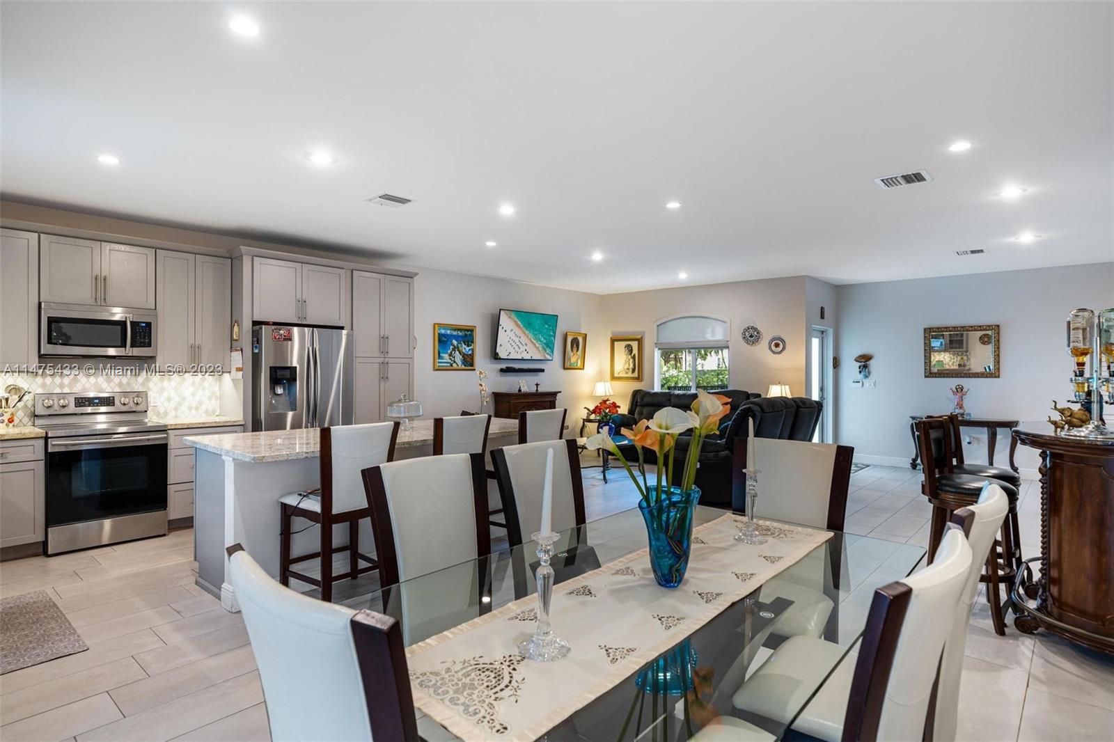 TAMIAMI ACRES PLAN 2 - Residential