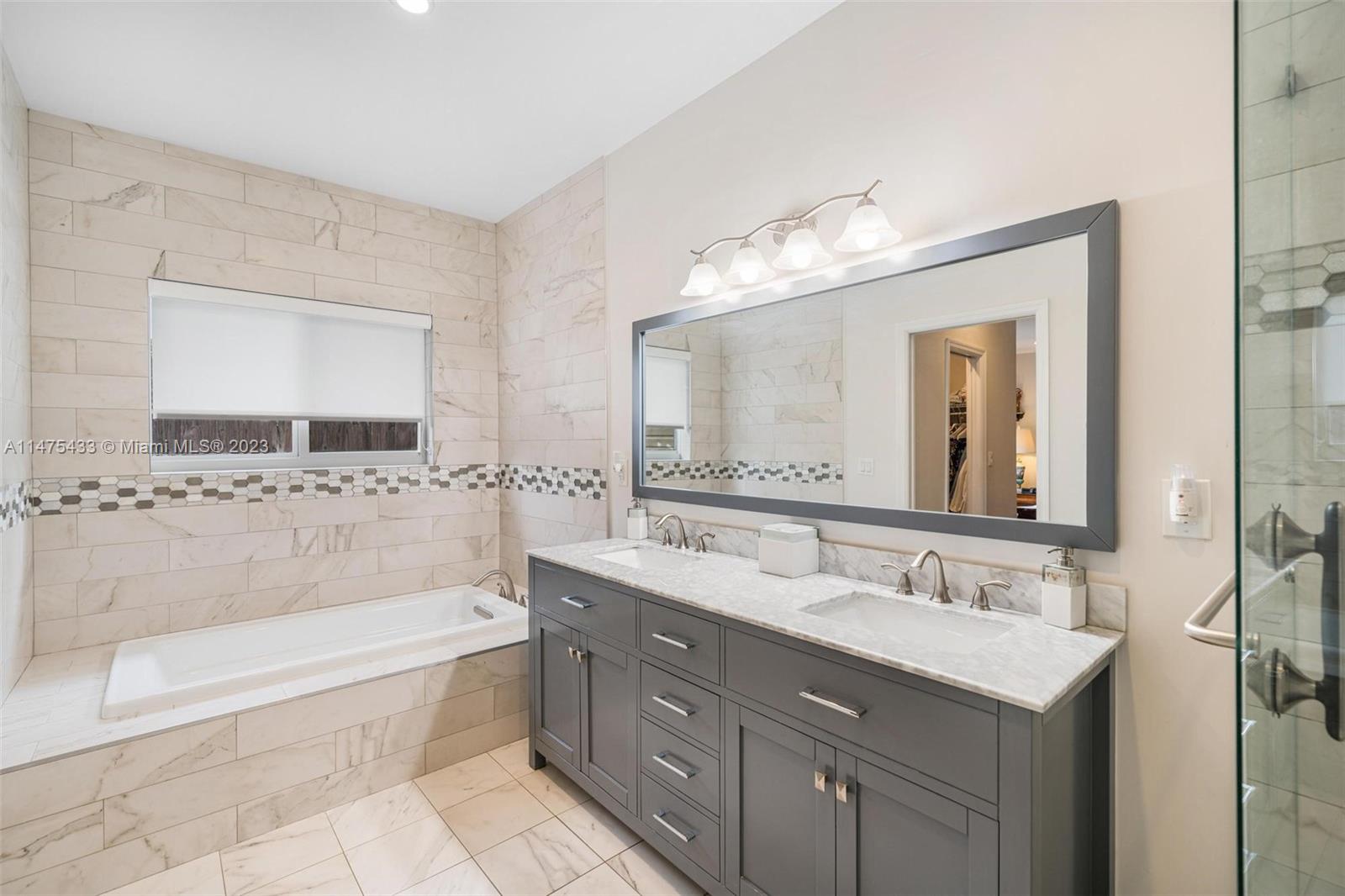 TAMIAMI ACRES PLAN 2 - Residential