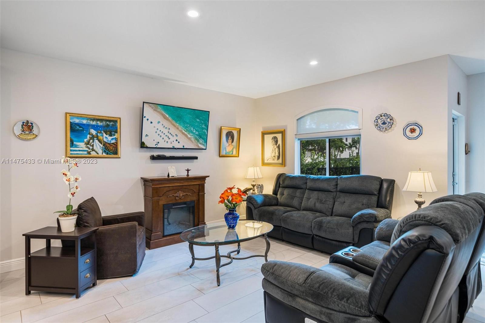 TAMIAMI ACRES PLAN 2 - Residential