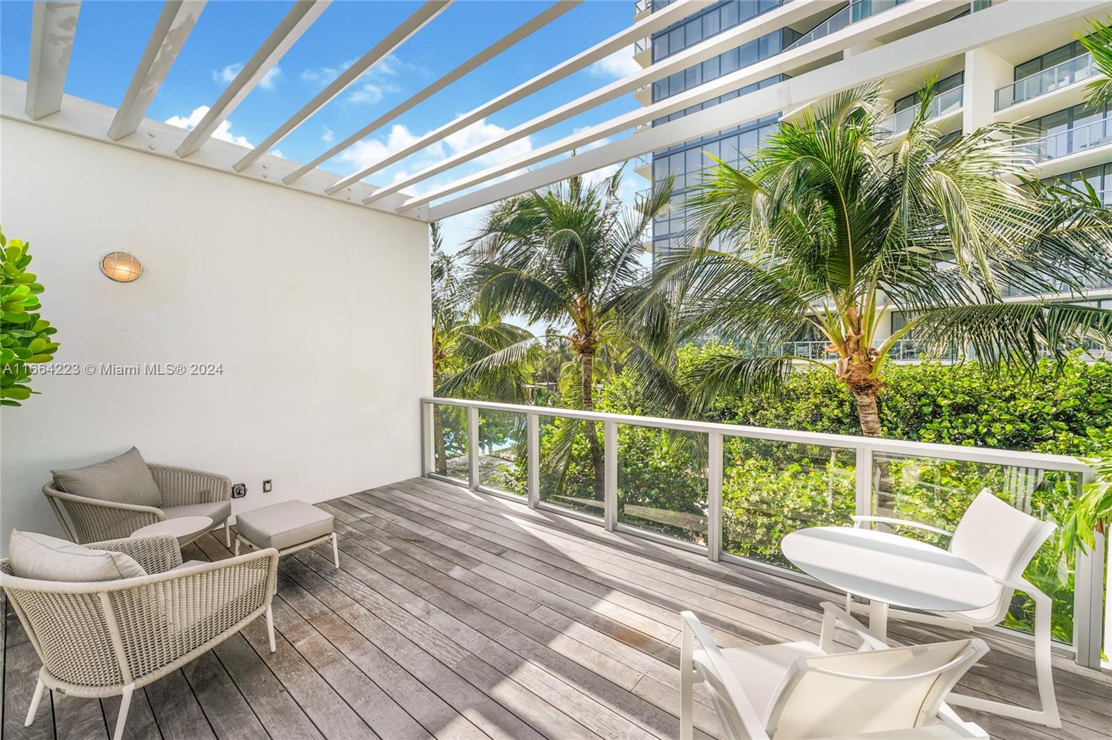 2201 COLLINS AVE CONDO - Residential