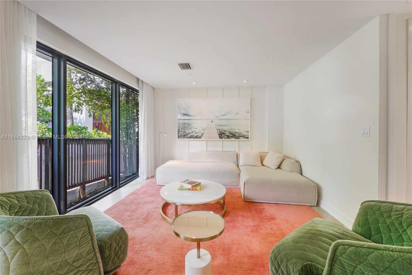2201 COLLINS AVE CONDO - Residential