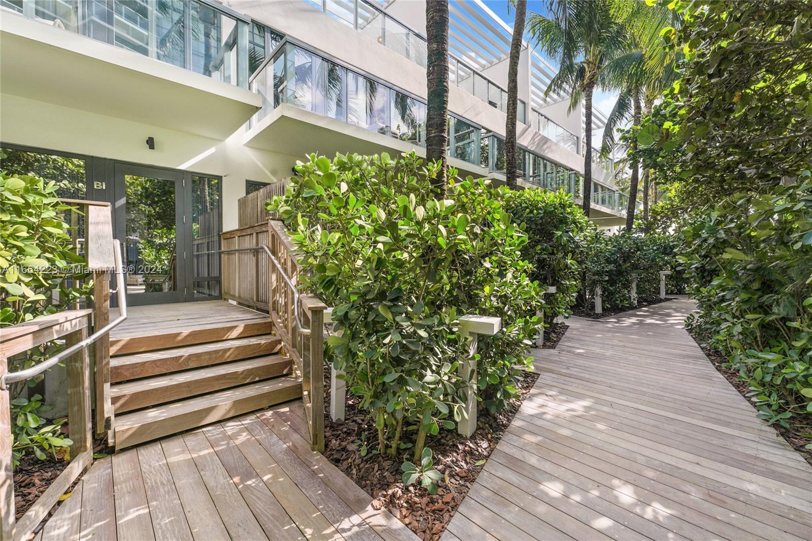 2201 COLLINS AVE CONDO - Residential