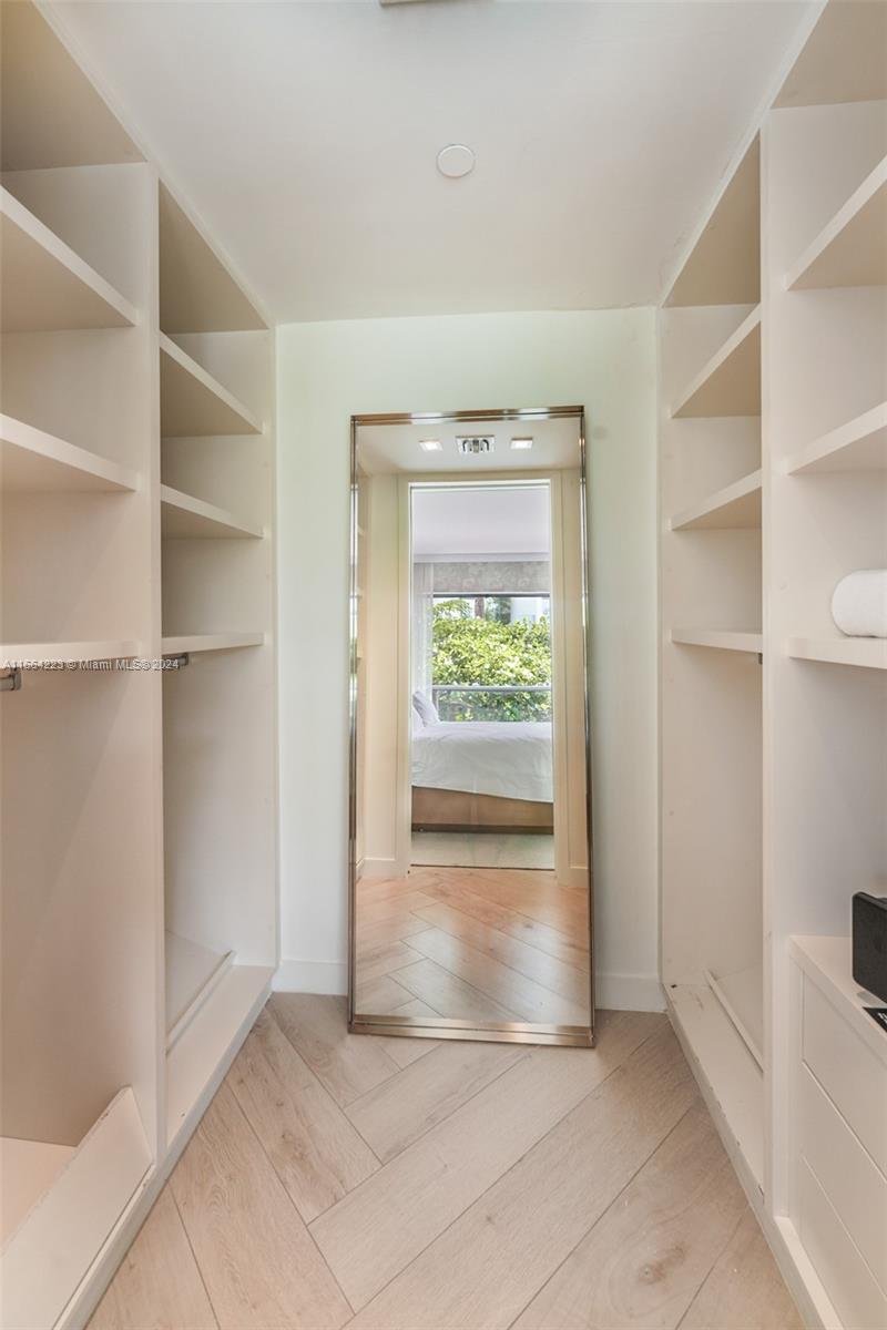 2201 COLLINS AVE CONDO - Residential