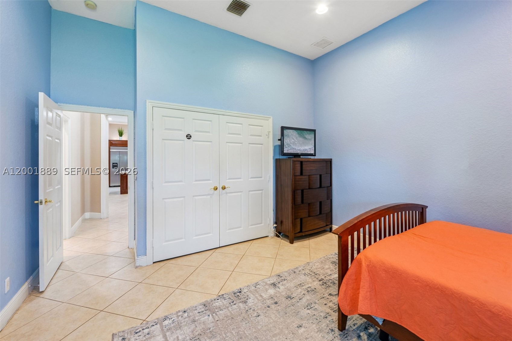COUNTRY GLEN - Residential