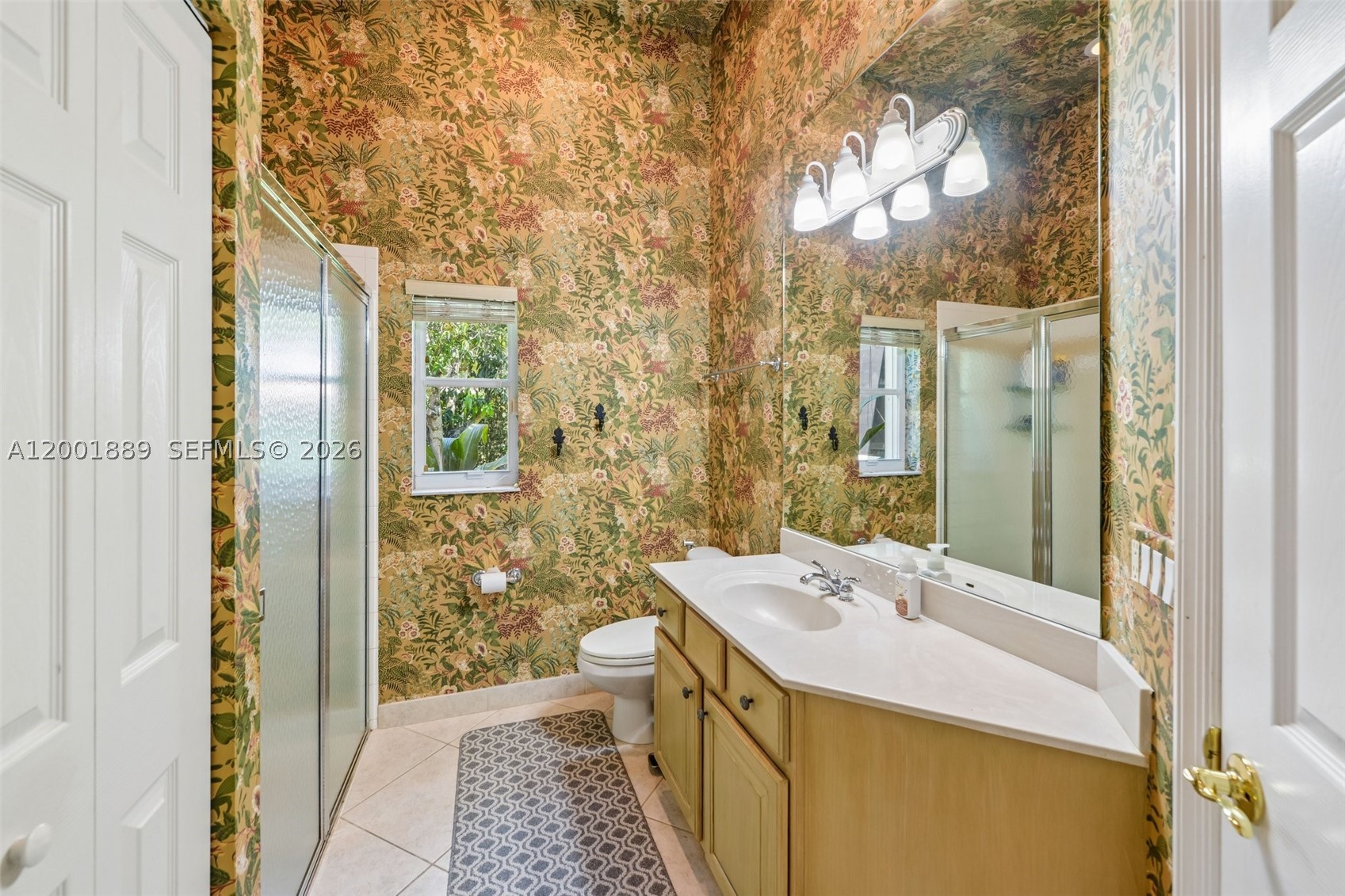 COUNTRY GLEN - Residential