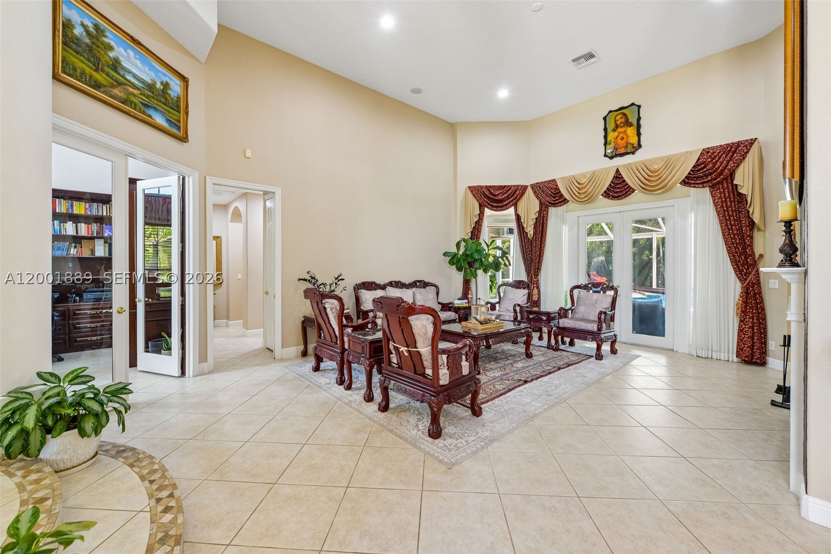 COUNTRY GLEN - Residential
