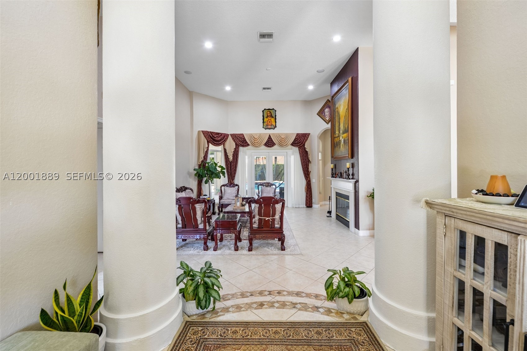 COUNTRY GLEN - Residential