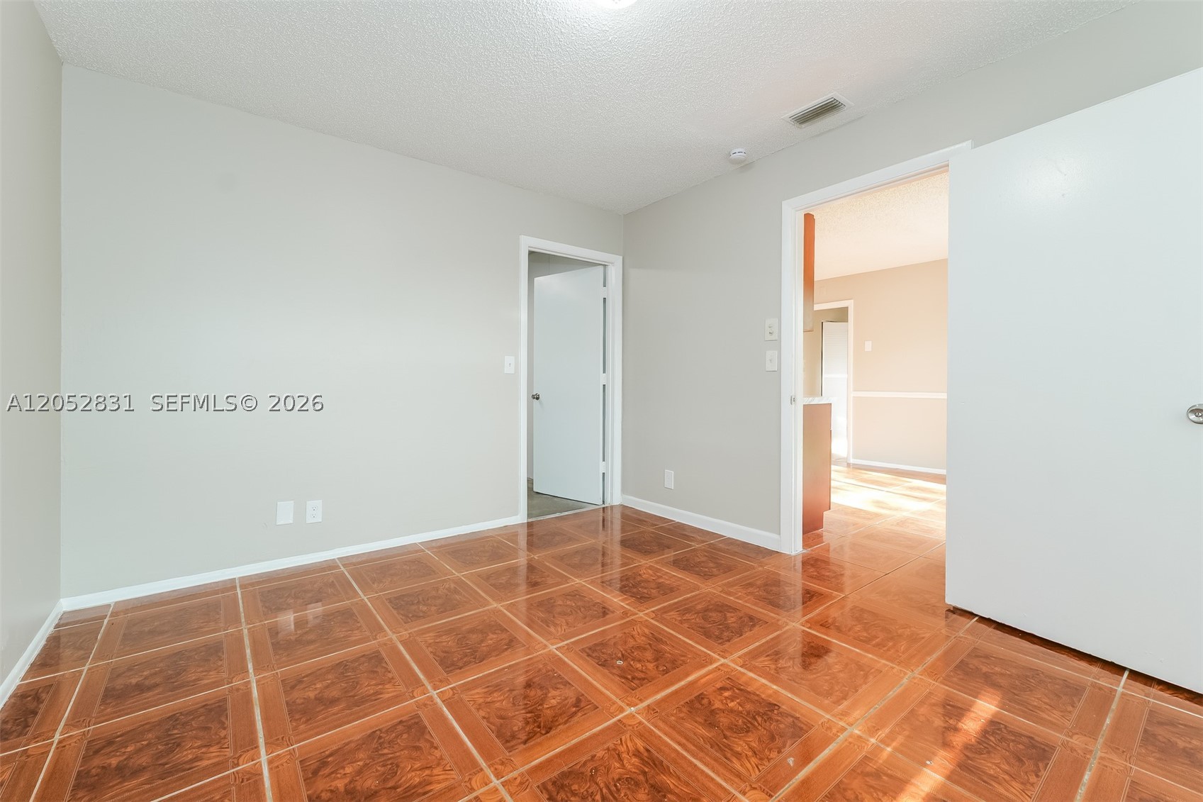 HOMES OF LEES CROSSING 6 - Residential Lease