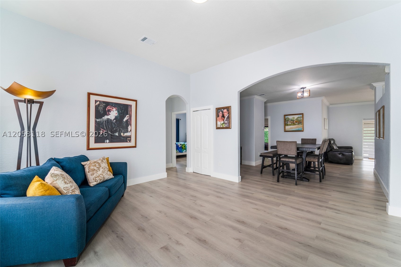 PELICANS POINT A T MILLER - Residential