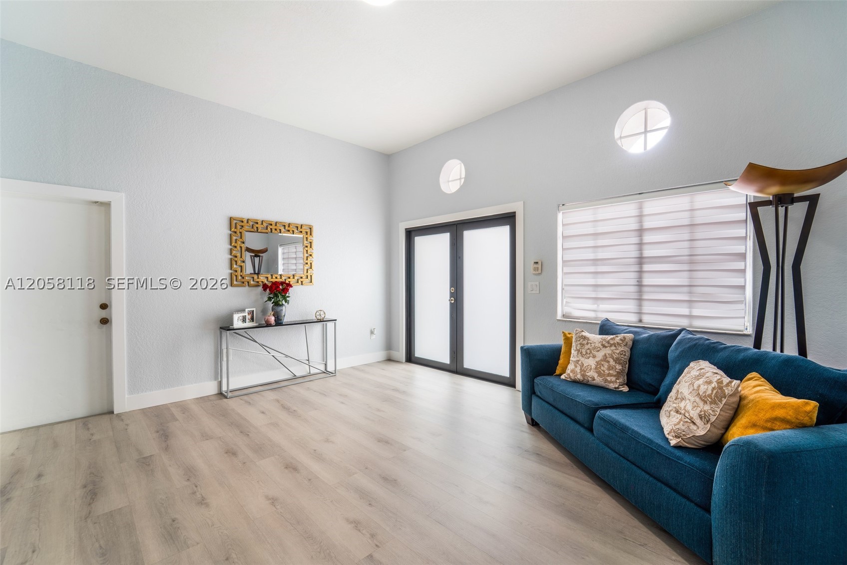 PELICANS POINT A T MILLER - Residential