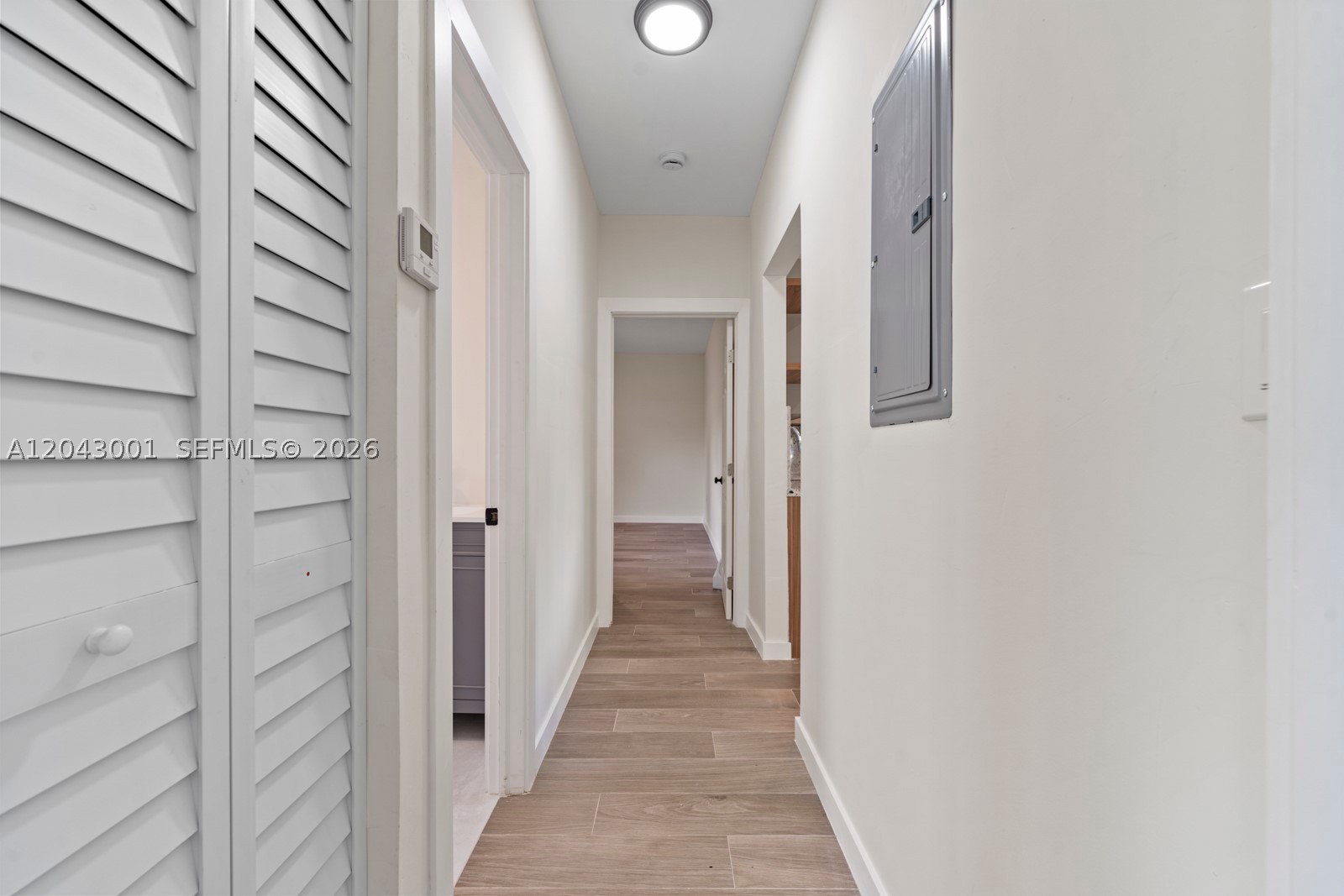CRESTWOOD - Residential