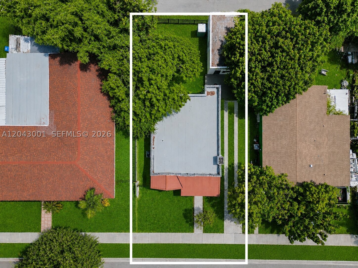 CRESTWOOD - Residential