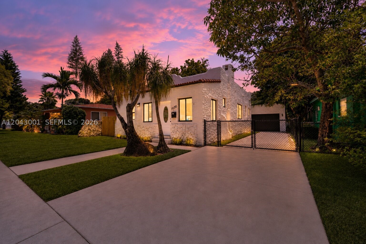 CRESTWOOD - Residential