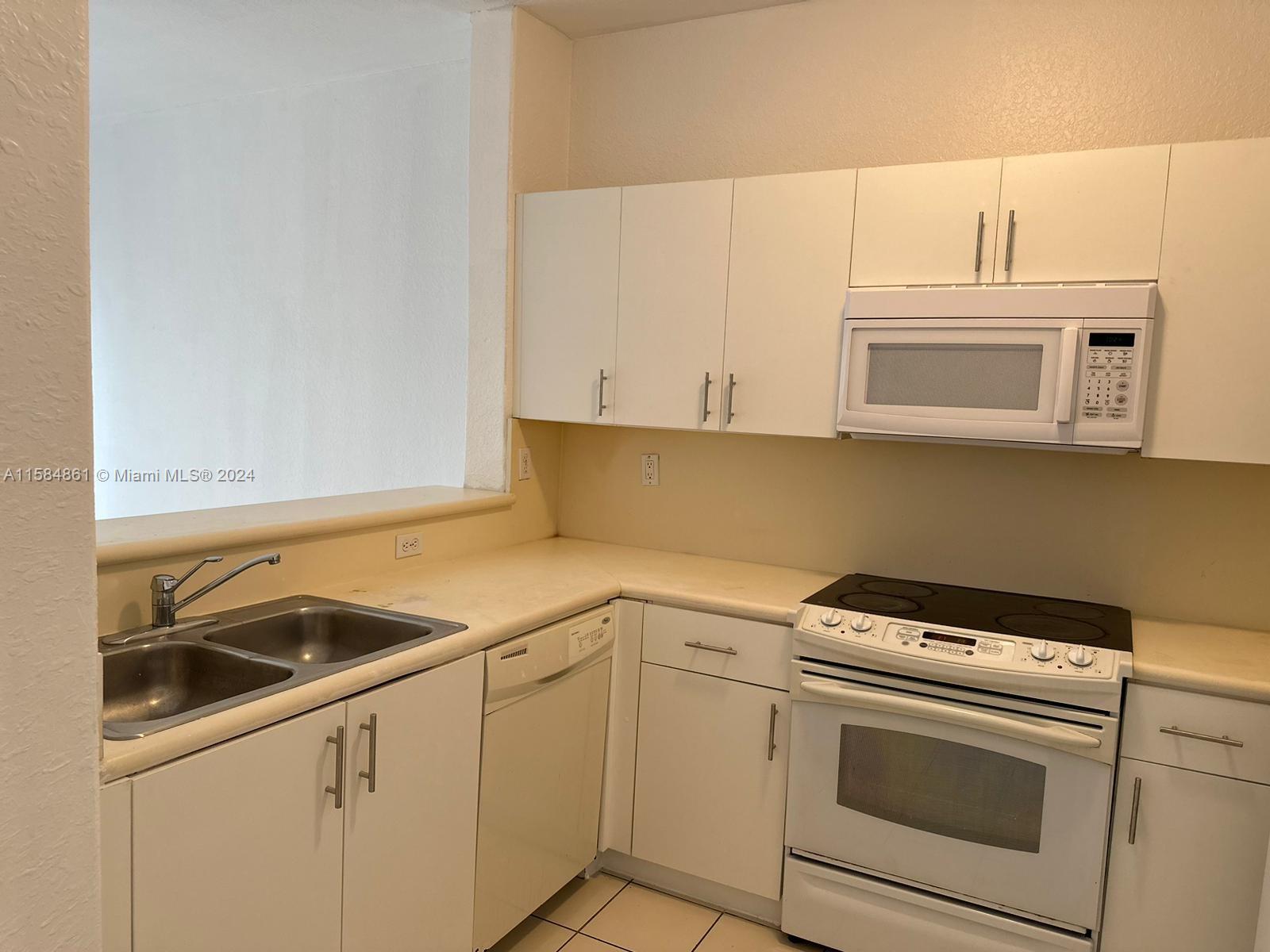 SHOMA CONDO AT KEYS COVE - Residential Lease