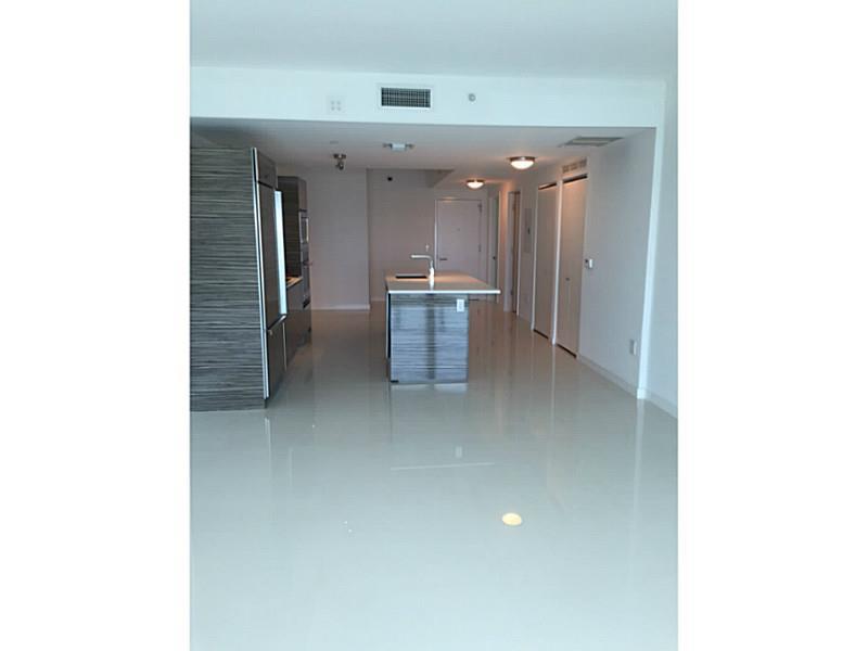 Icon Bay - Residential Lease