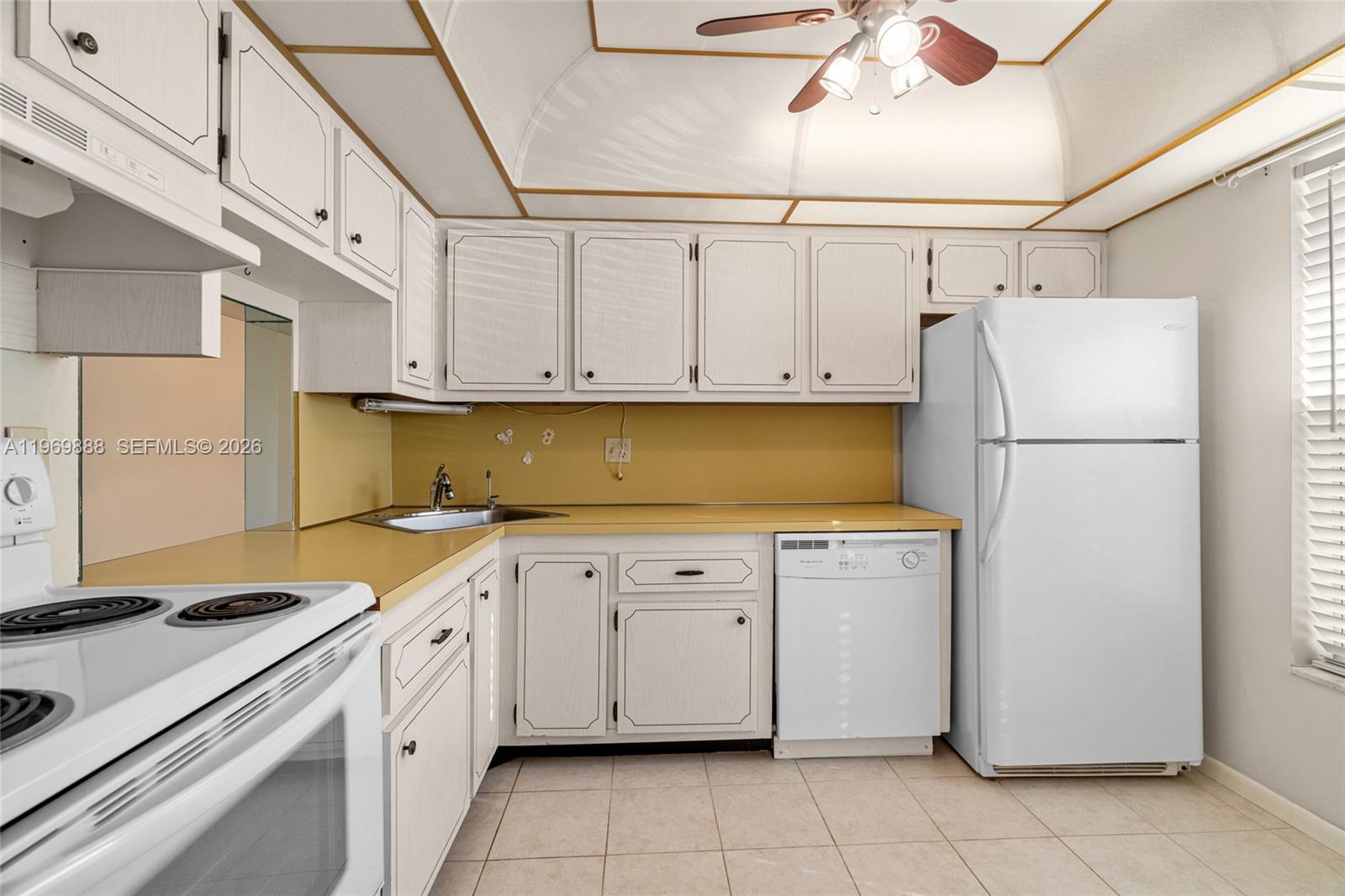BERMUDA CLUB SEVEN CONDO - Residential