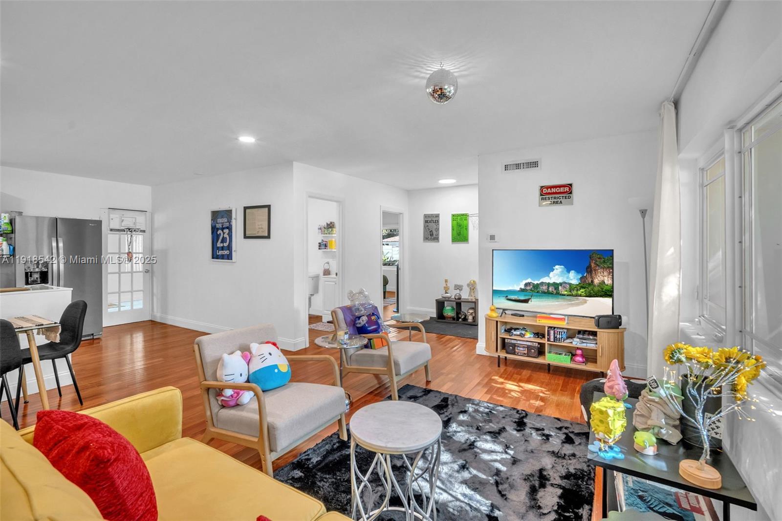 MIAMI SHORES SEC 8 REV - Residential
