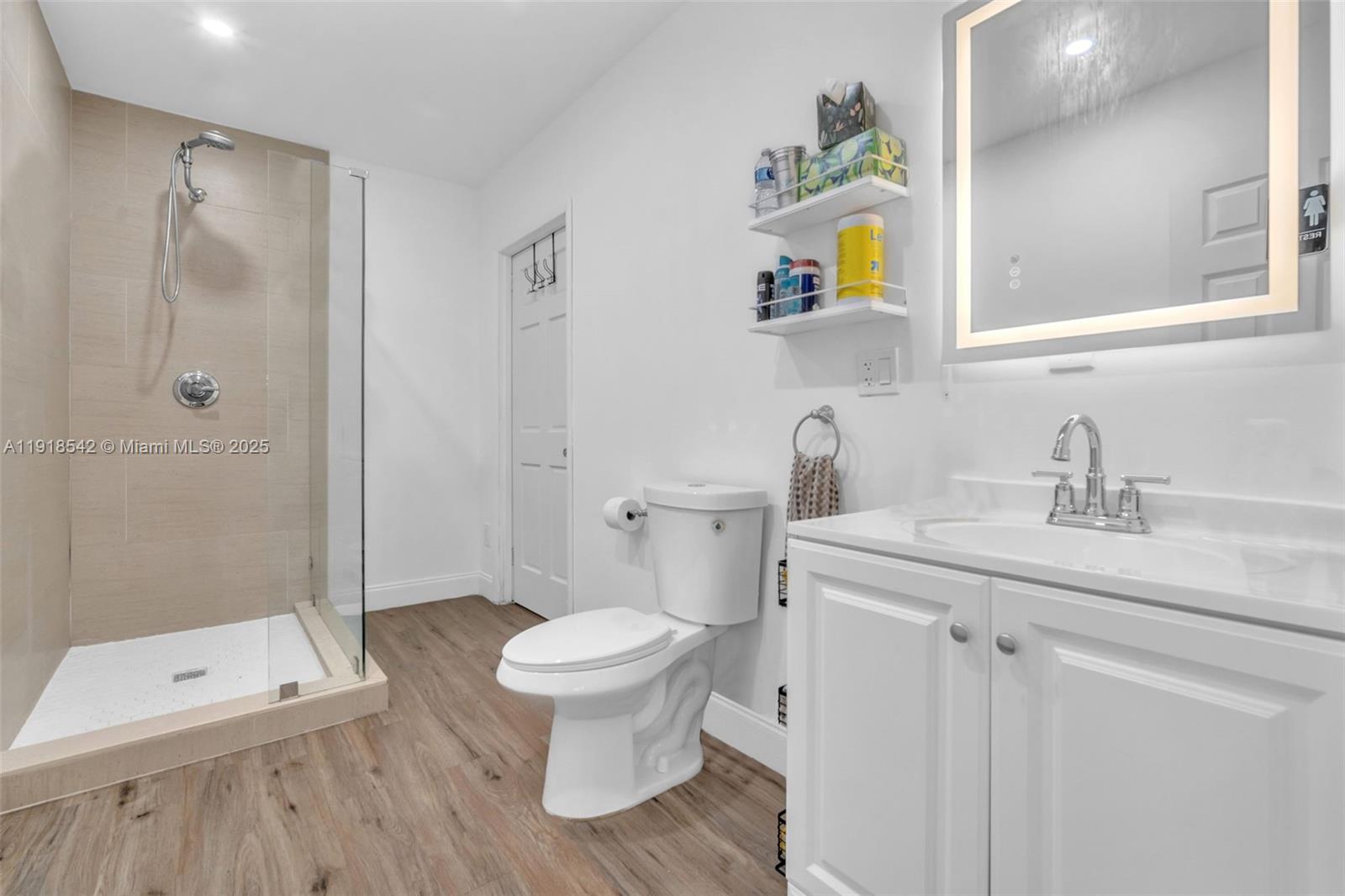 MIAMI SHORES SEC 8 REV - Residential