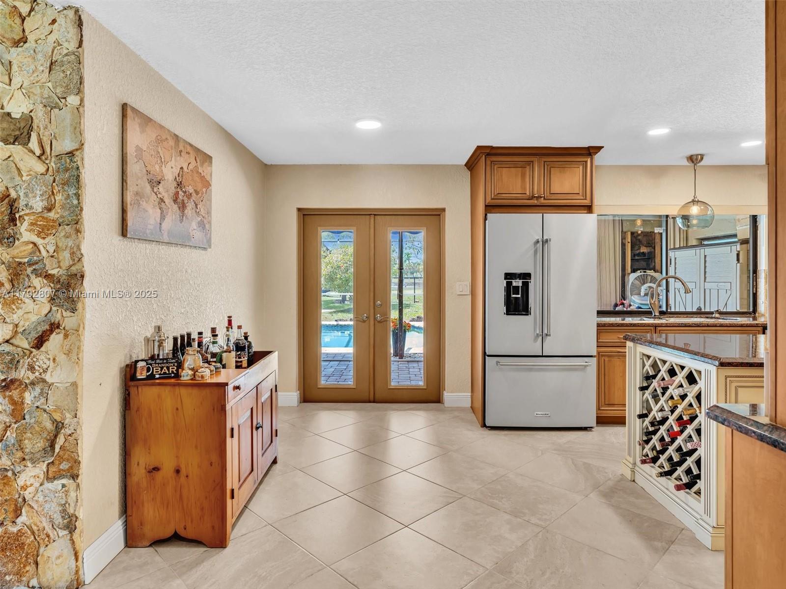 OAK WOOD - Residential