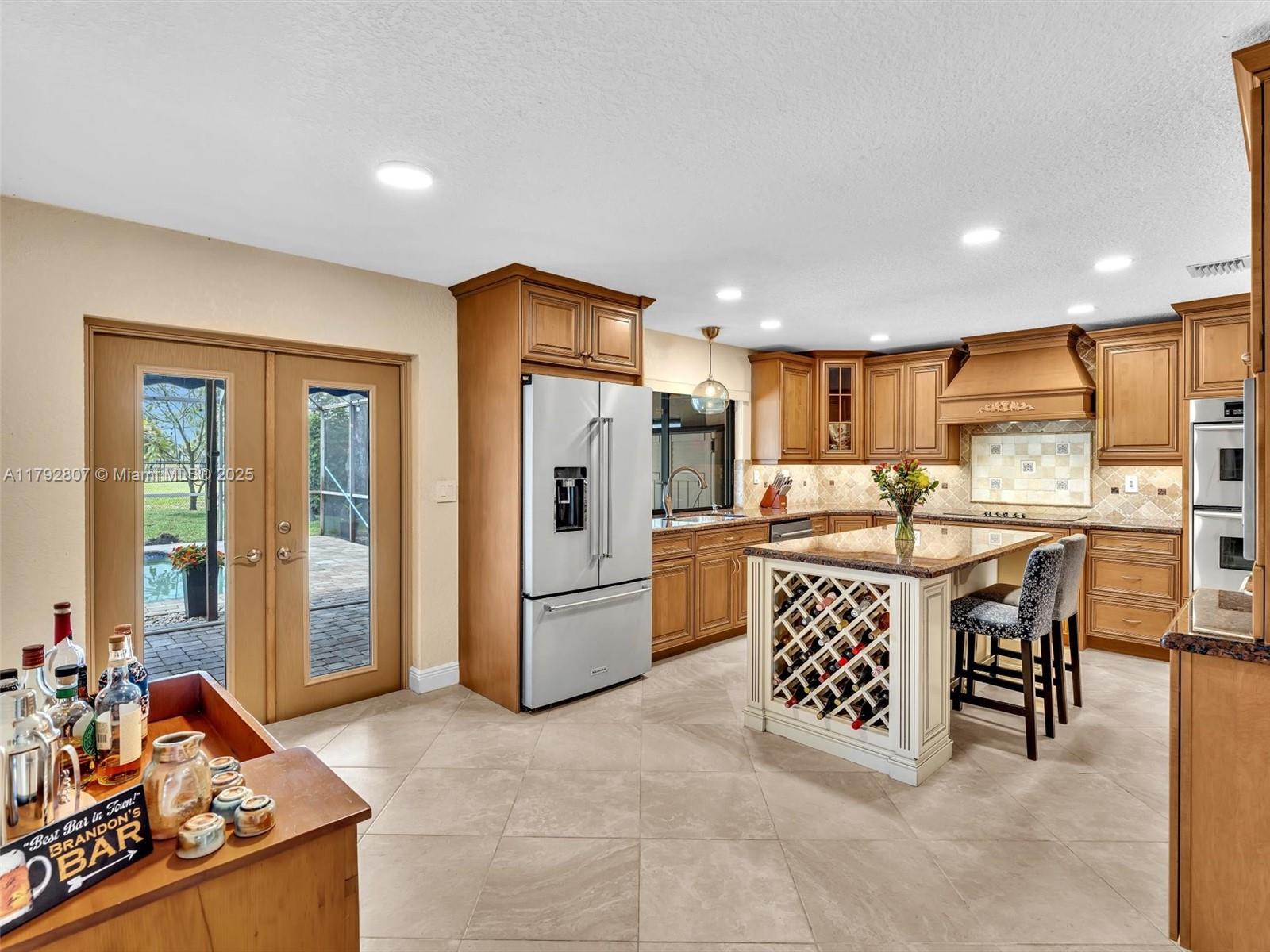 OAK WOOD - Residential