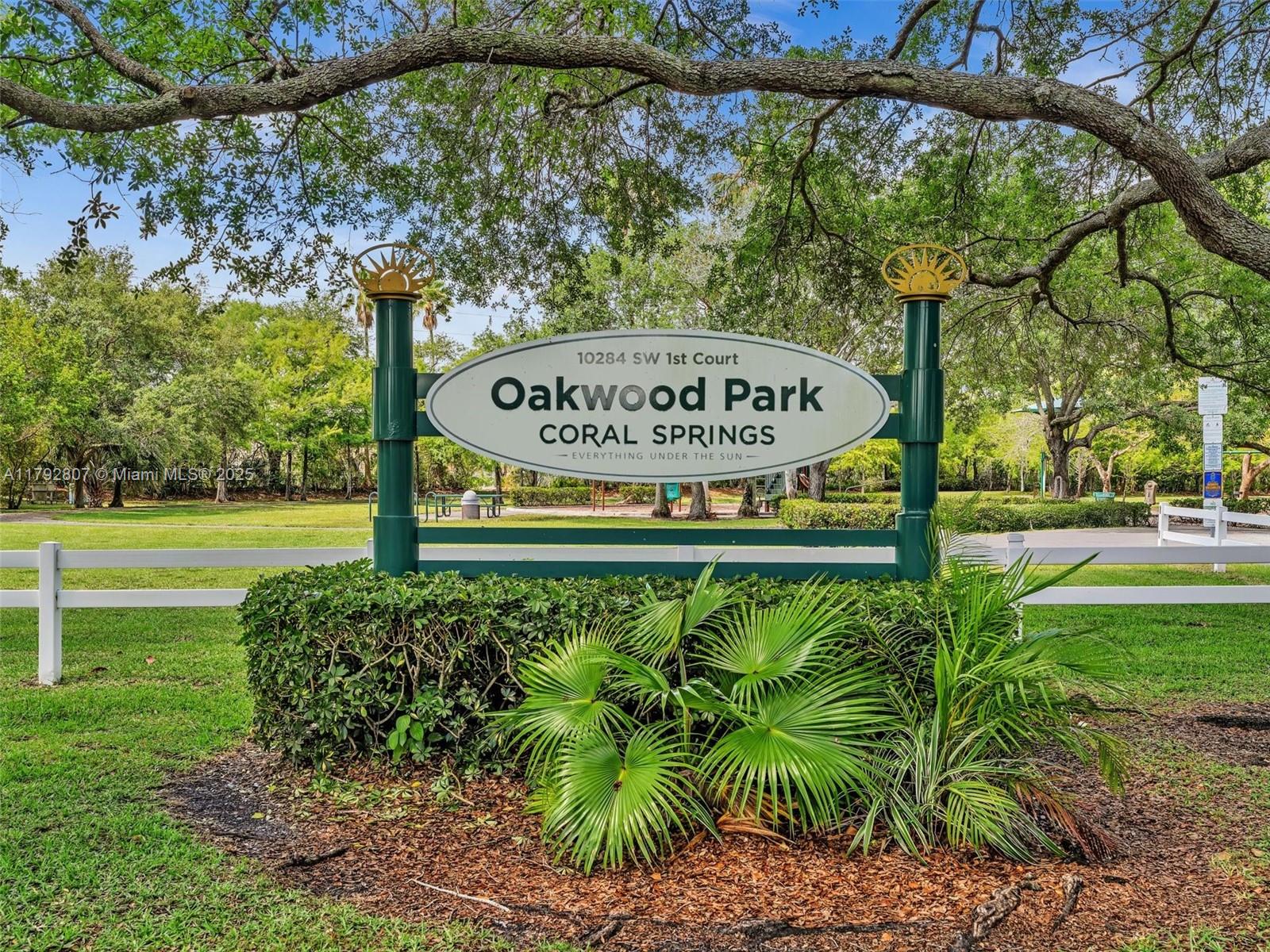 OAK WOOD - Residential