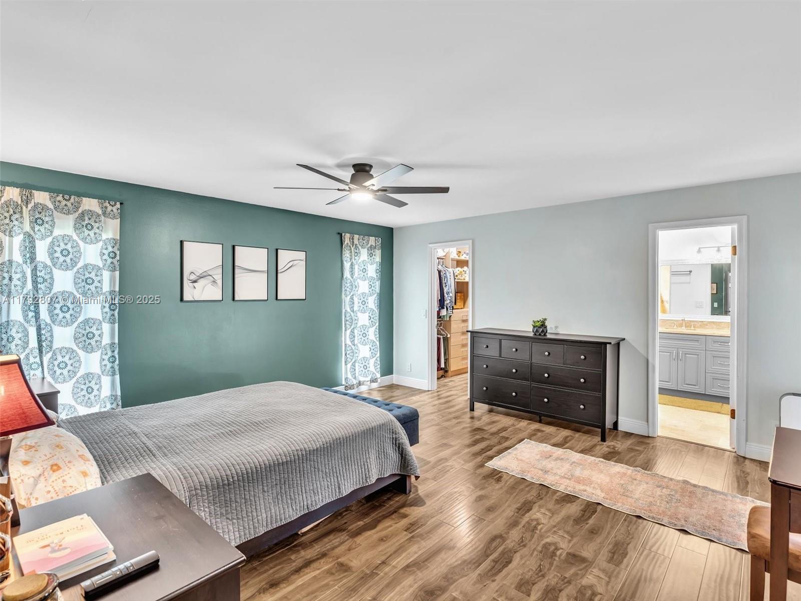 OAK WOOD - Residential