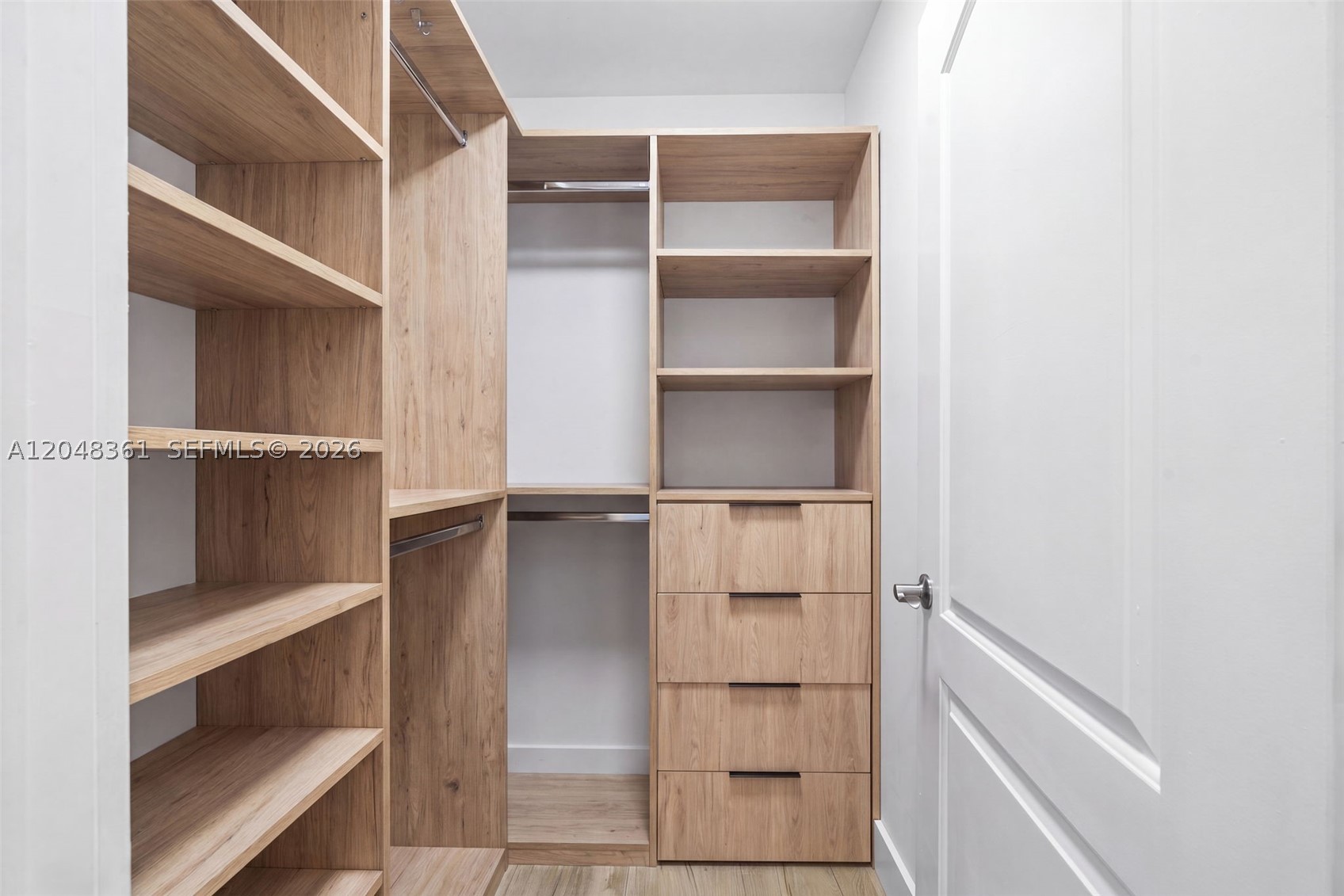 HILLSBORO HARBOR UNIT - Residential