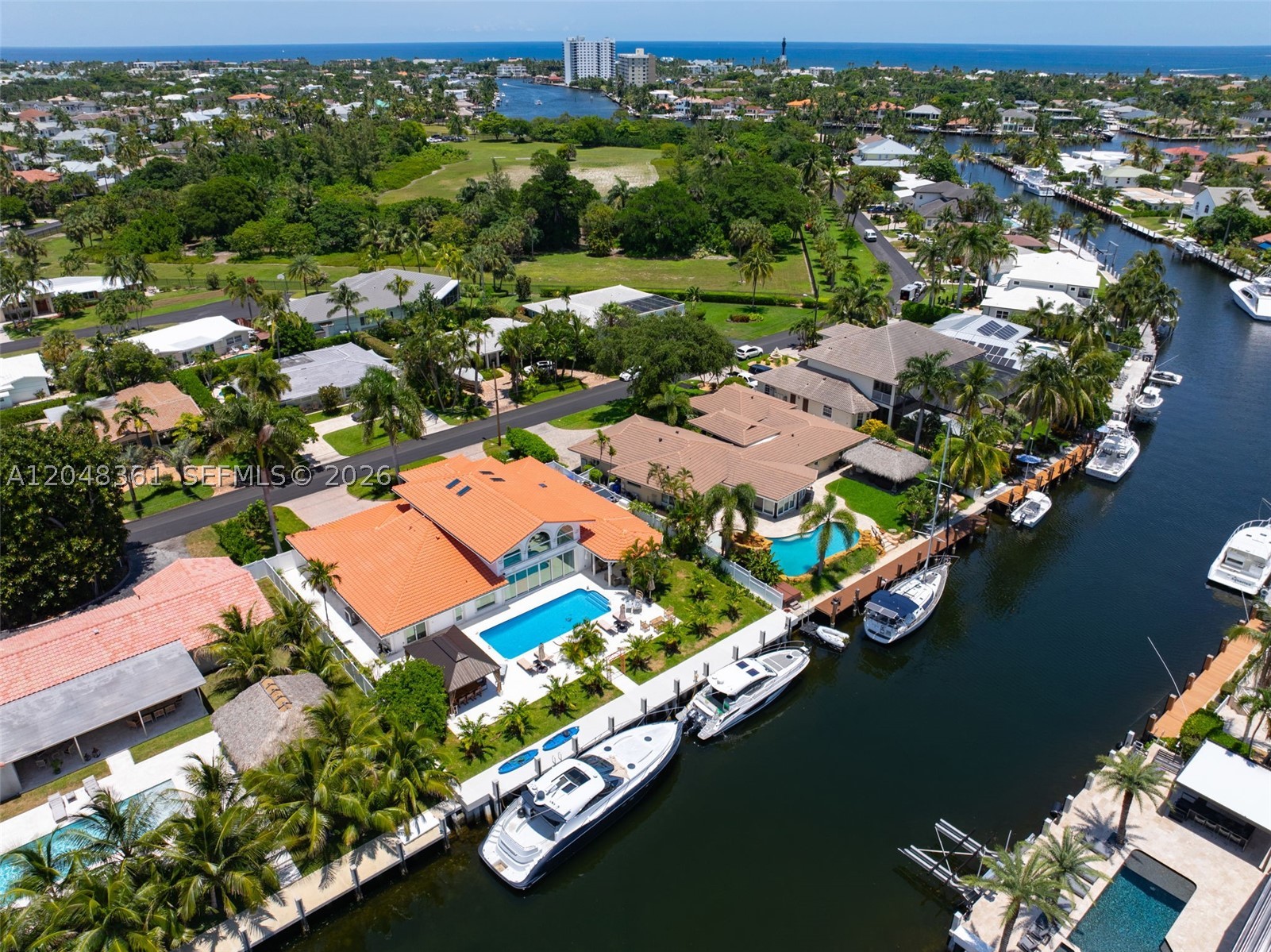 HILLSBORO HARBOR UNIT - Residential