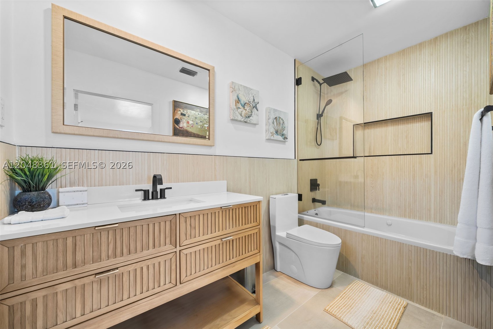 HILLSBORO HARBOR UNIT - Residential
