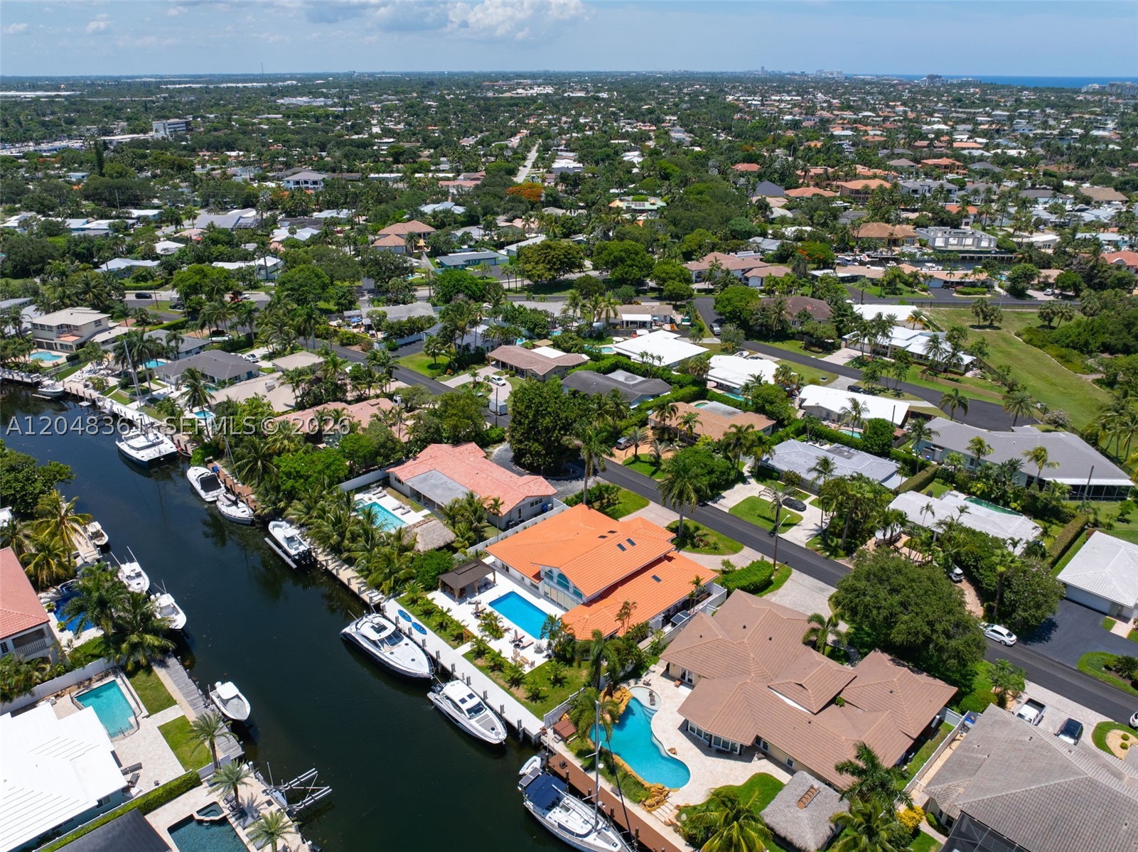 HILLSBORO HARBOR UNIT - Residential