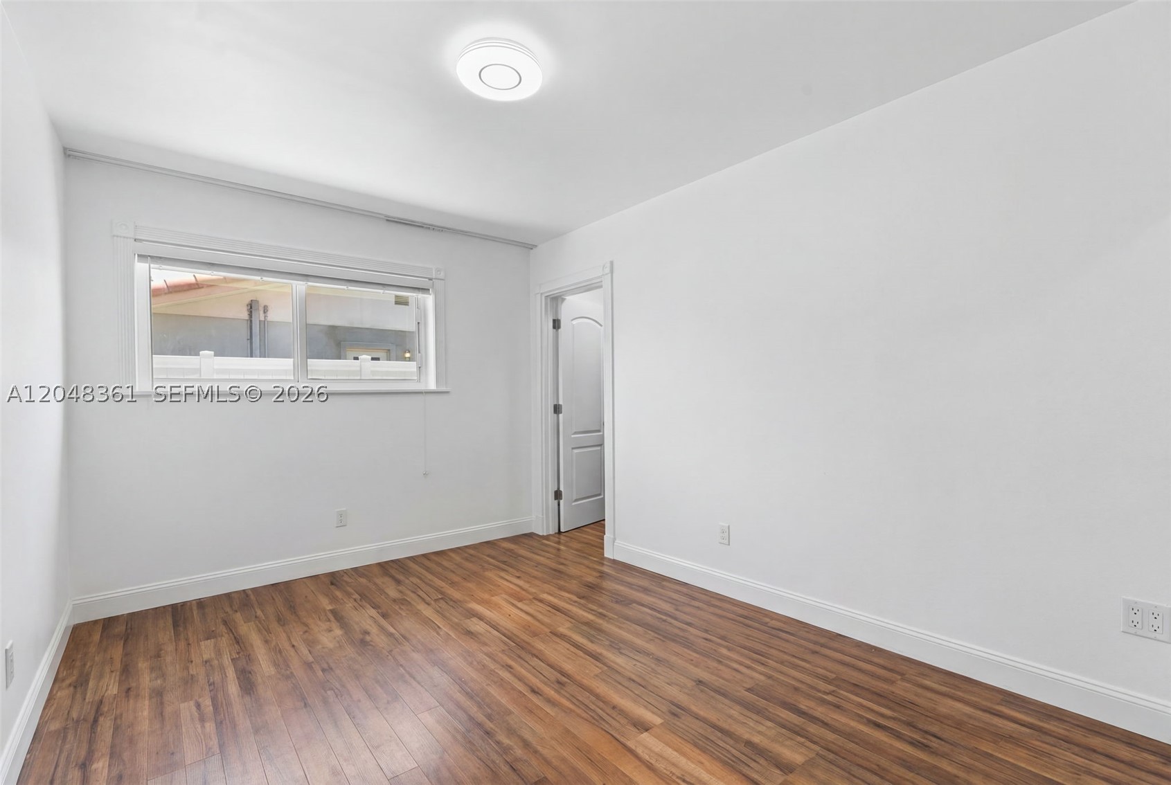 HILLSBORO HARBOR UNIT - Residential